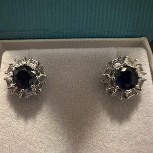 Round 3.50 ct Sapphire Stud Earrings